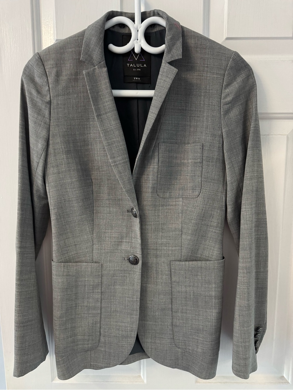 Aritzia - Vintage Talula Gray Single-Breasted Blazer - Size 2